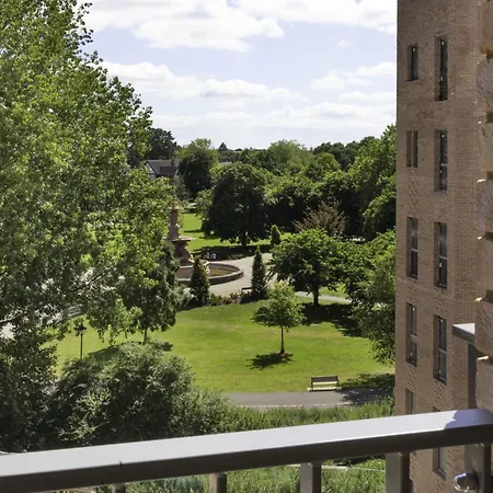 Lovely 2 Bedroom Apartment In Central Ashford Ashford  Buitenkant foto