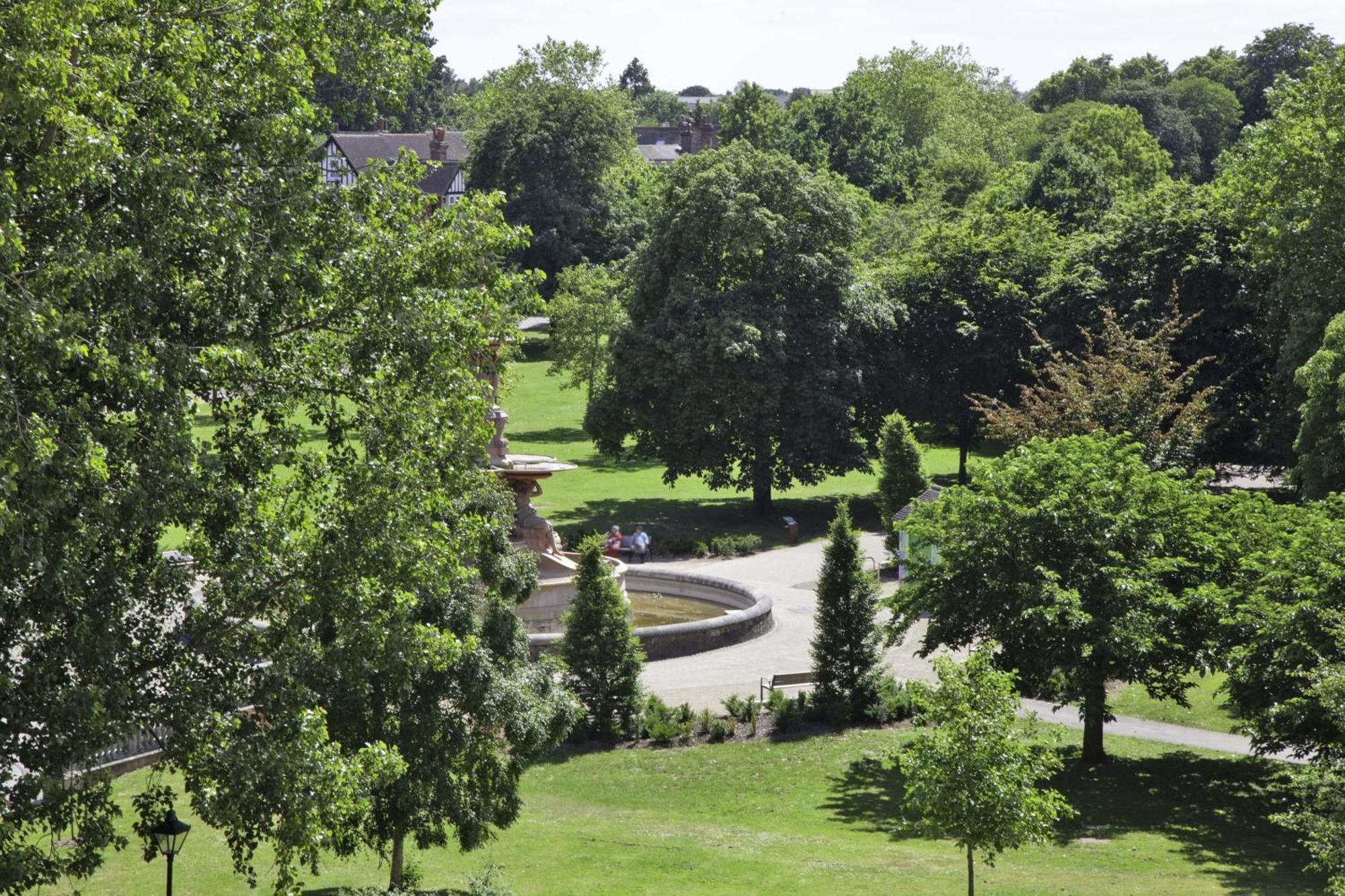 Lovely 2 Bedroom In Ashford Apartment *